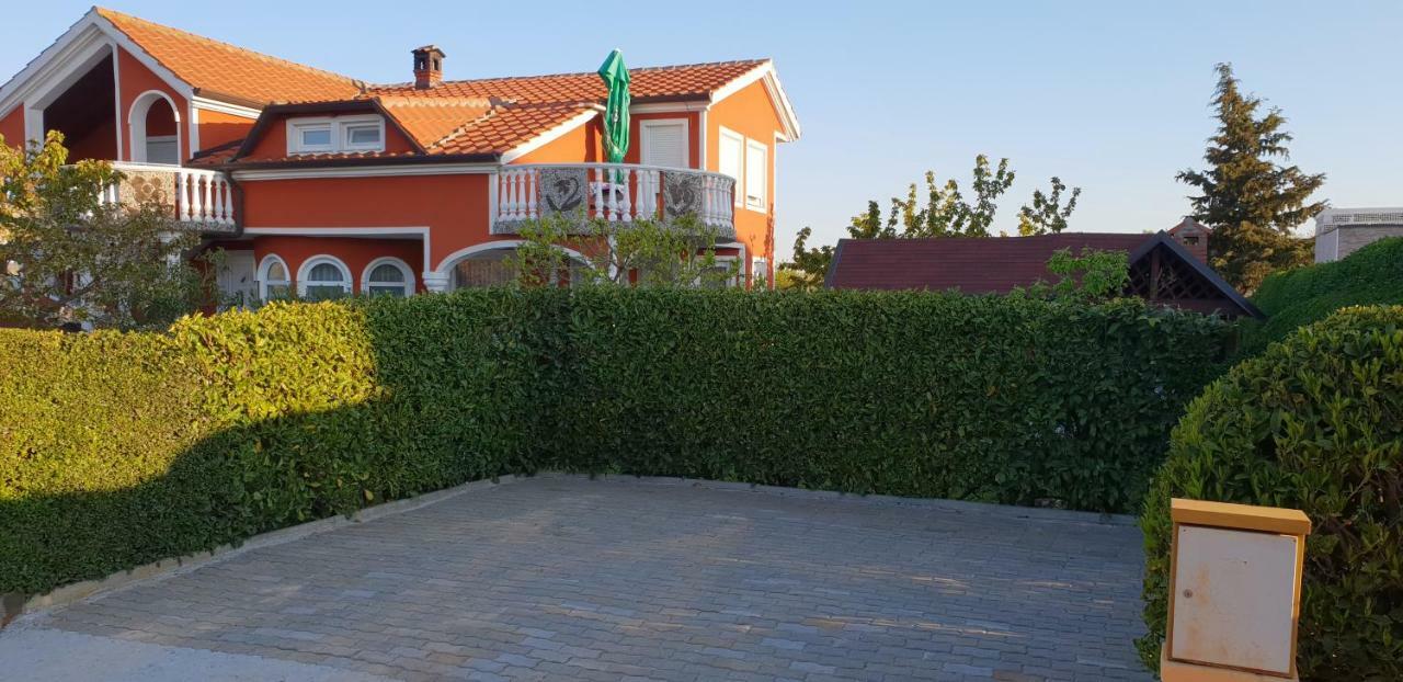 Apartma Jelka *